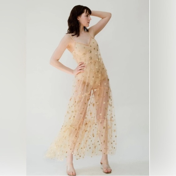 Lirika Matoshi Dresses & Skirts - PLS READ Lirika Matoshi XL Stars In Her Eyes Dress Gold Tiered Glitter